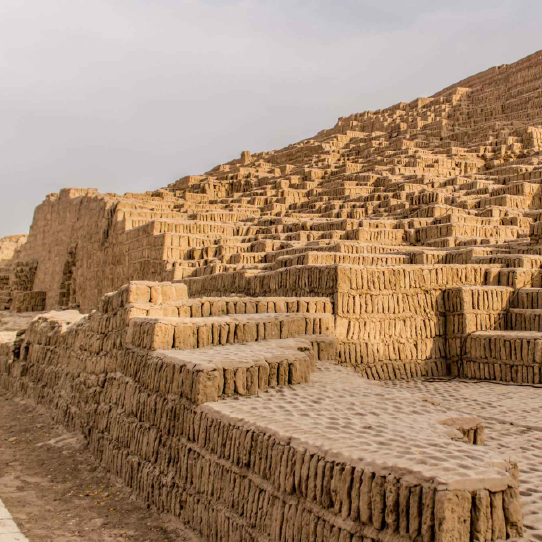 Huaca Pucllana Tour
